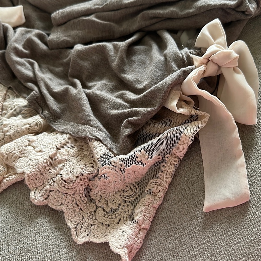 Lauren Conrad Top